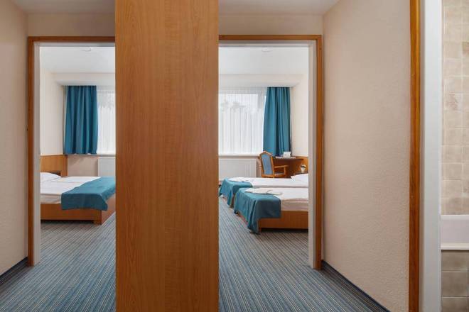 Benczur Hotel, Budapest