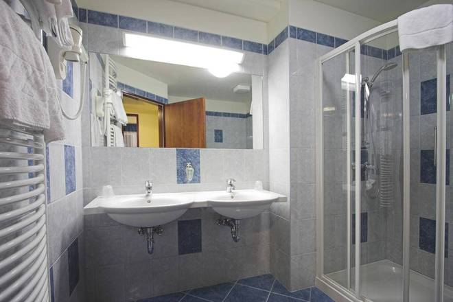 Benczur Hotel, Budapest