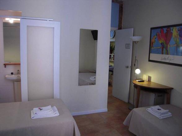 Hostal La Zona, Madrid