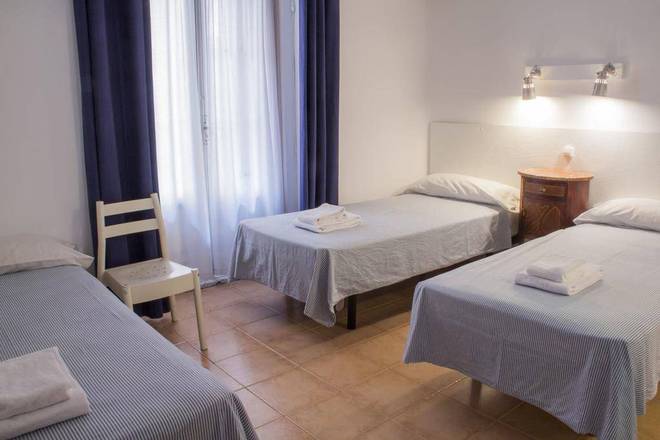 Hostal La Zona, Madrid