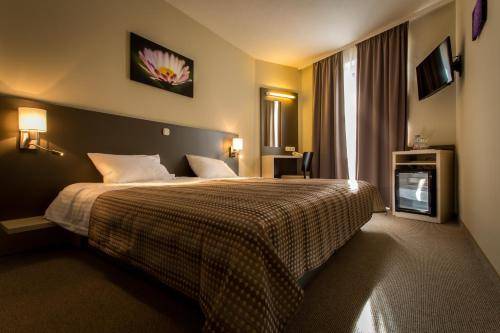 Corvin Hotel, Budapest