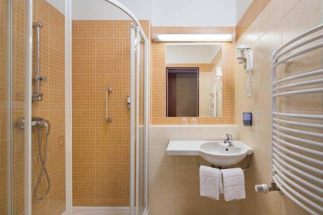 Benczur Hotel, Budapest