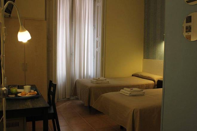 Hostal La Zona, Madrid
