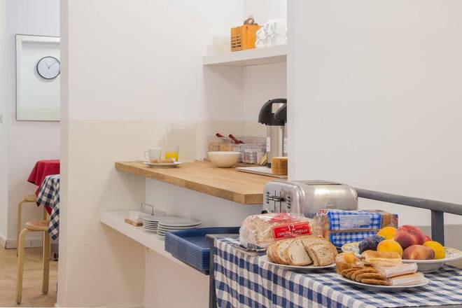 Hostal La Zona, Madrid