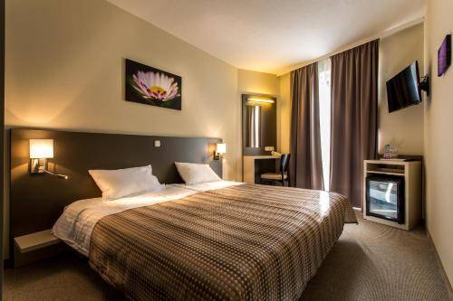 Corvin Hotel, Budapest