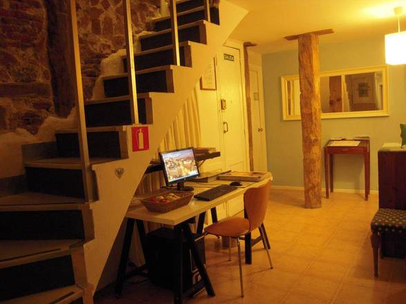 Hostal La Zona, Madrid