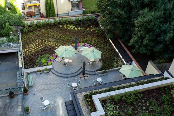 Corvin Hotel, Budapest