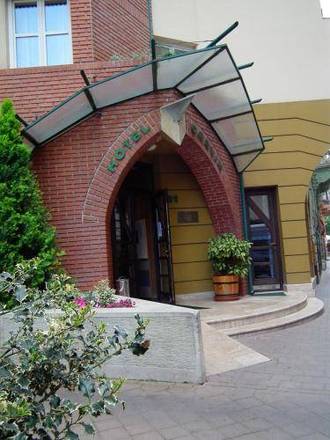 Corvin Hotel, Budapest